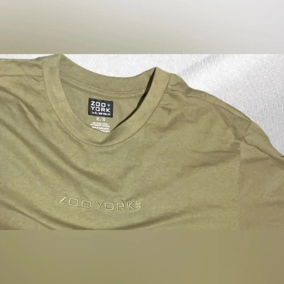 Zoo York Olive Embroidered Logo Tee - XL (New with Tags) - Picture 2 of 4